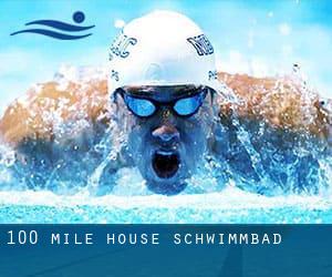 100 Mile House Schwimmbad