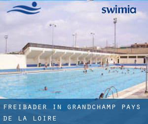 Freibader in Grandchamp (Pays de la Loire)